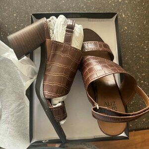 Naturalizer Raelynn Heel